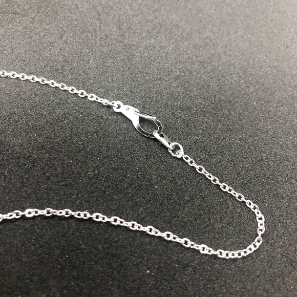 Heart shaped necklace made with Swarovski Crystals. Ruby red beautiful necklace - Picture 6 of 6